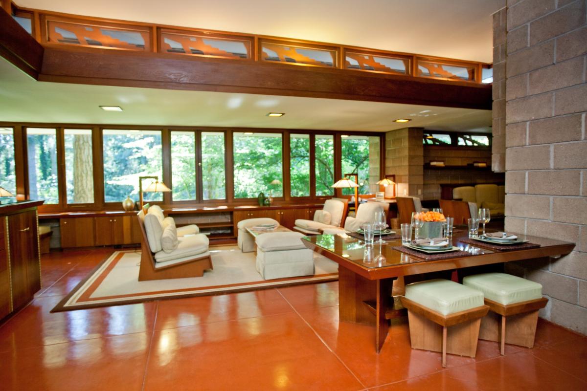 Brandes House living room short
